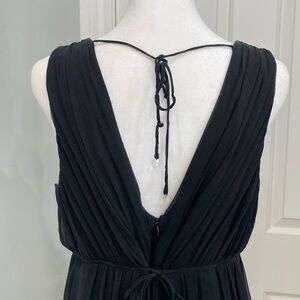 EUC Sleeveless Black Silk Dress • Size 12